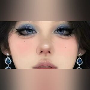 Blue Shimmer Eyeshadow